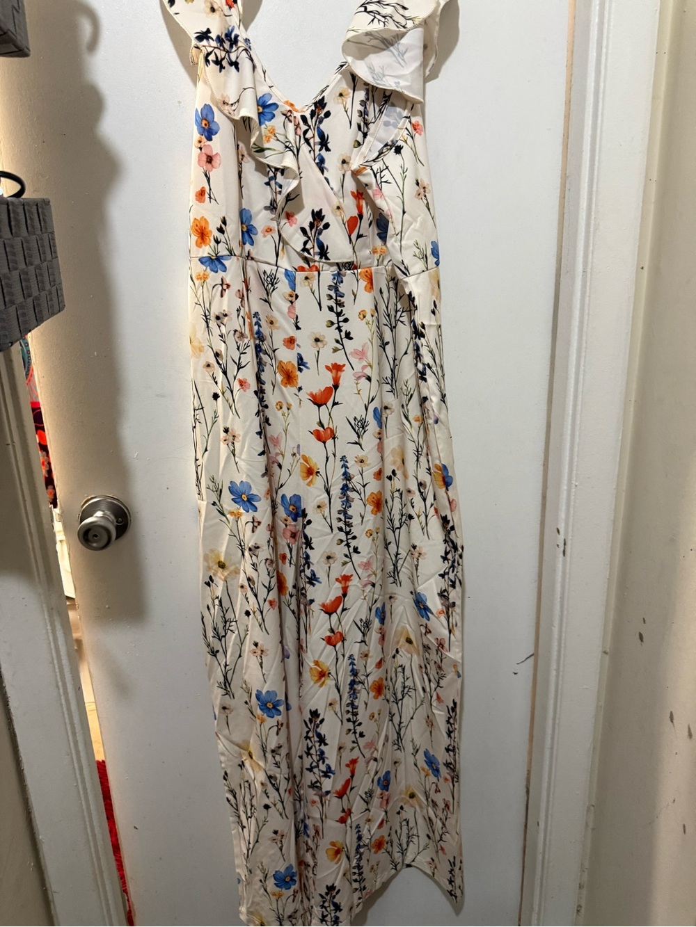 SHEIN Cream Floral Ruffle V-Neck Jumpsuit